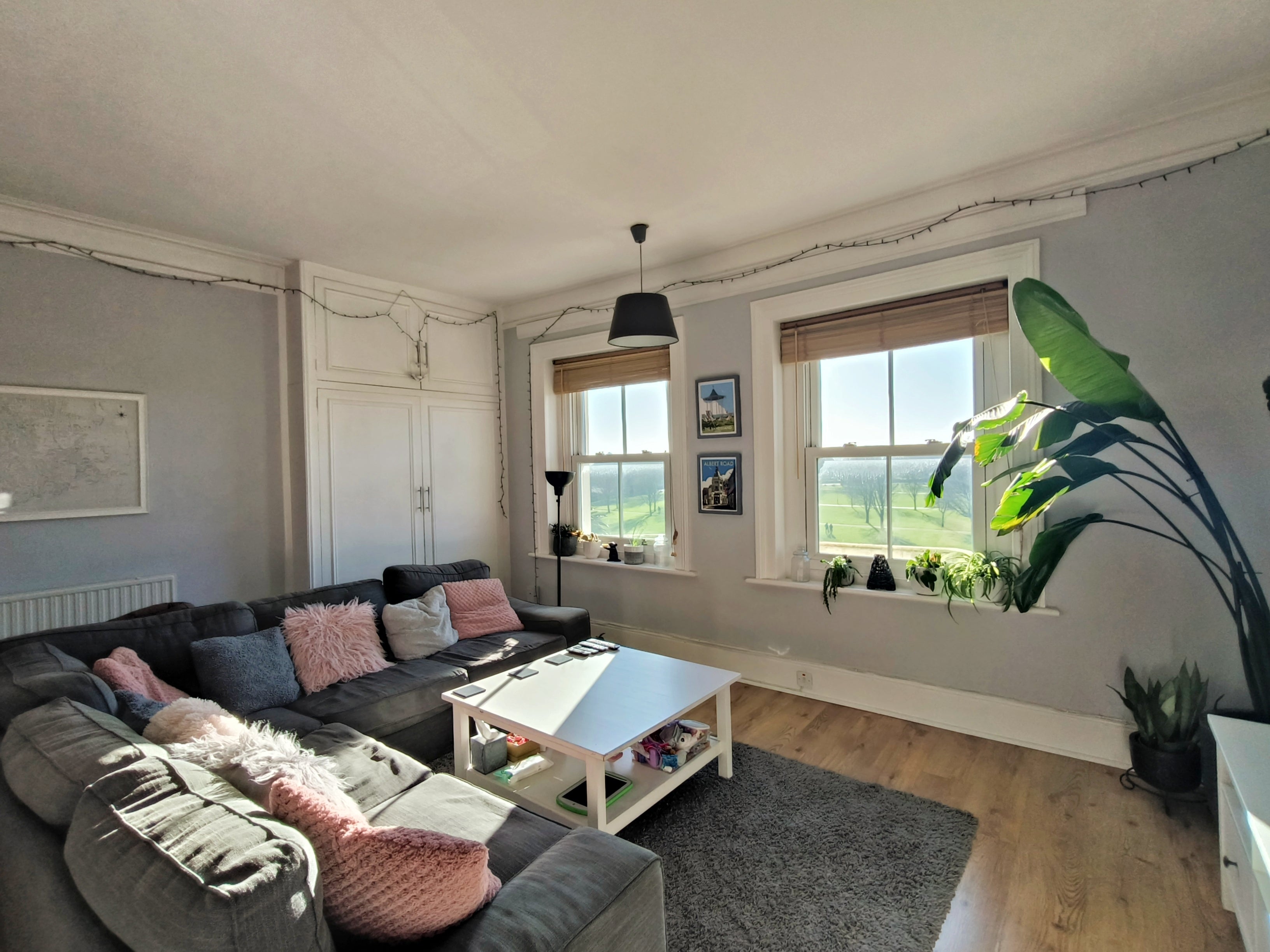 Flat Clarence Parade in Portsmouth