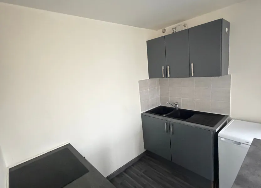 Flat Rue Charles Picard in Saint-Quentin