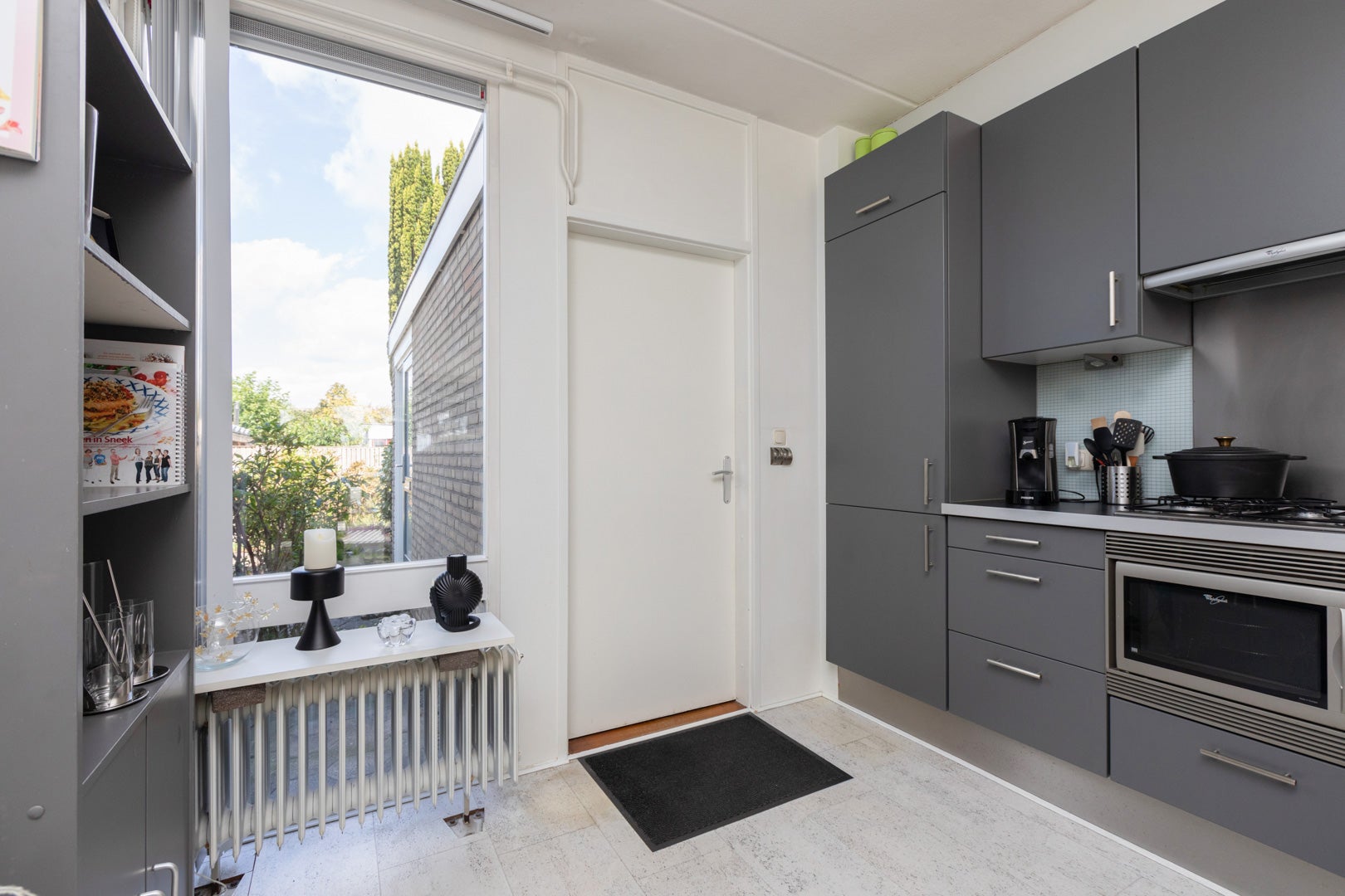 Tussenwoning te koop: Zeskanter 64, Sneek