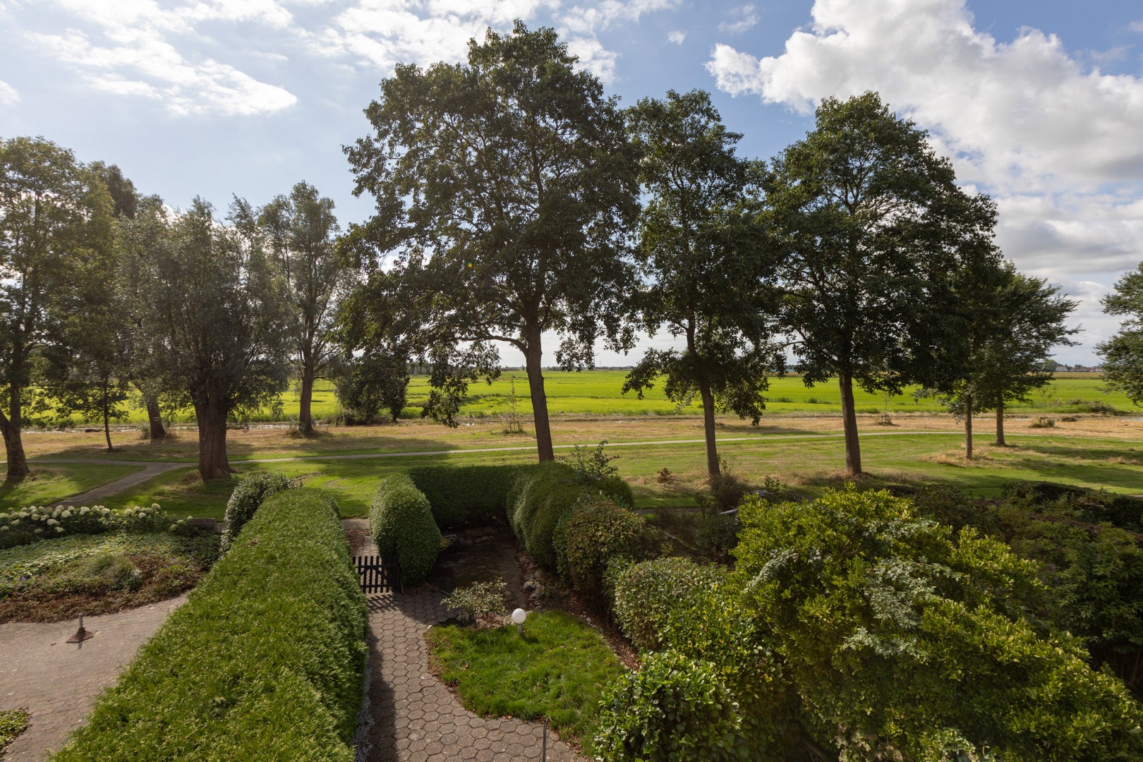 Tussenwoning te koop: Zeskanter 64, Sneek