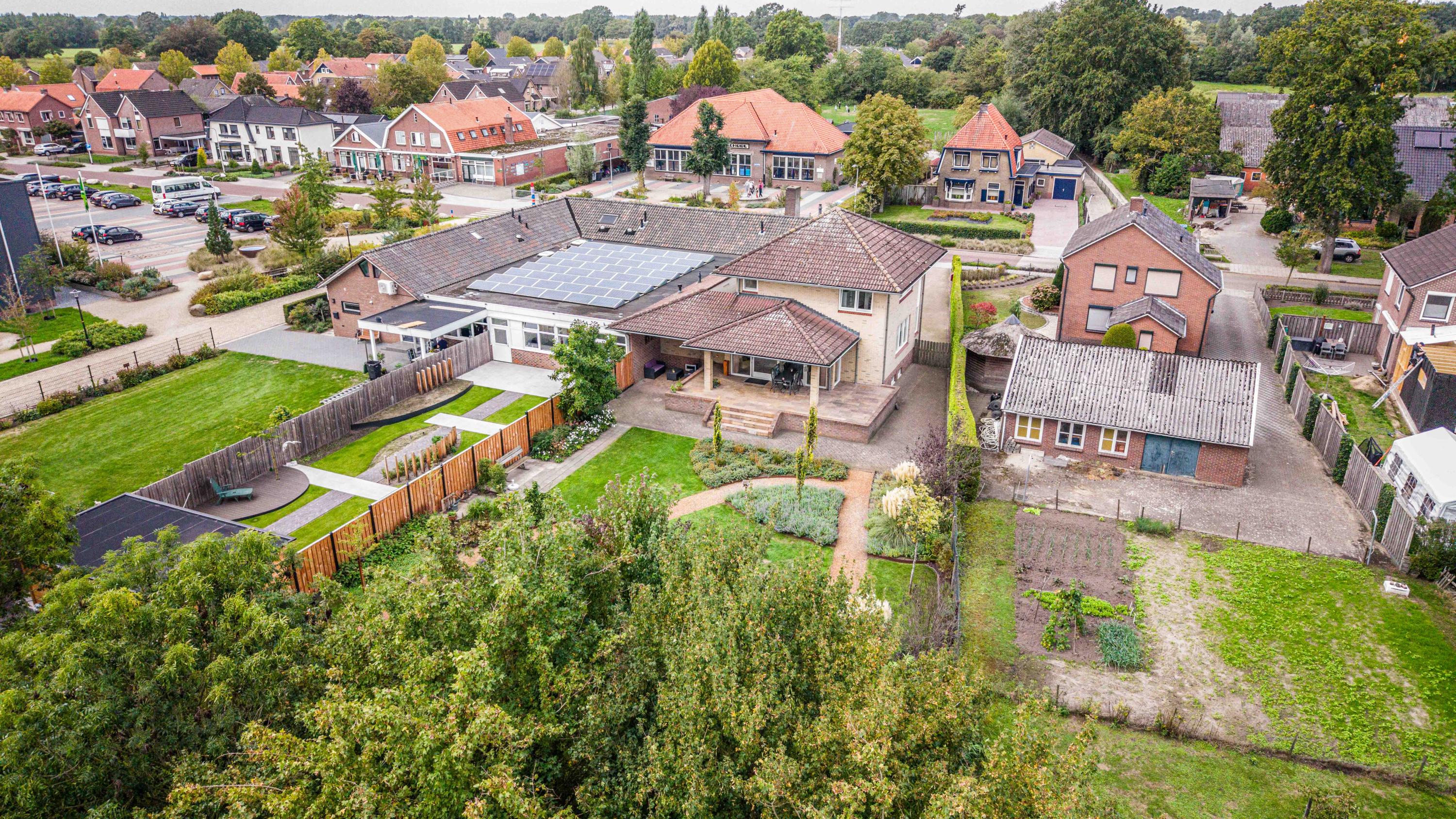 Twee-onder-één-kap te koop: Waalderweg 13A, Mariënvelde