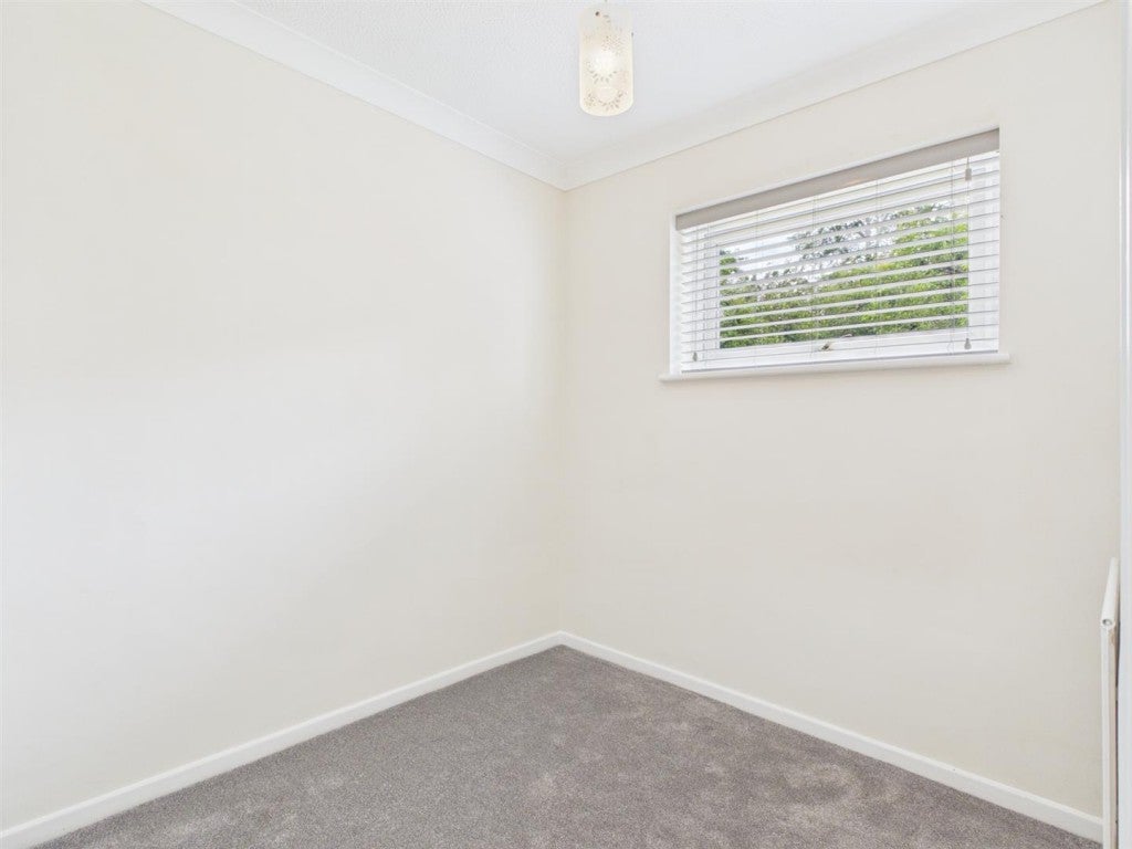 House Lodge Close in Wyre Forest