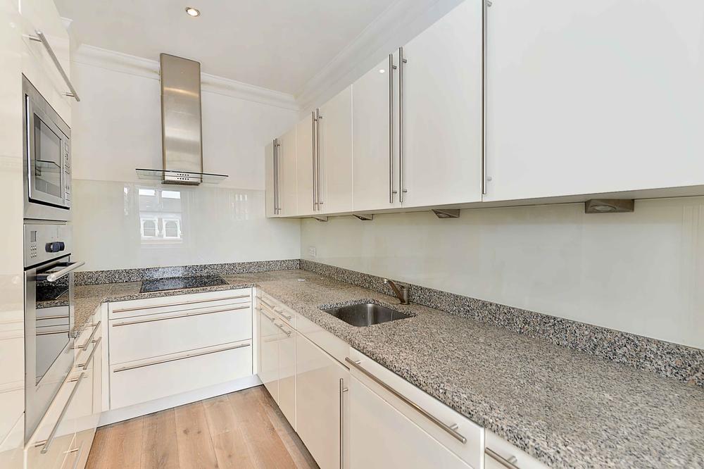 Flat Baker Street in City of Westminster