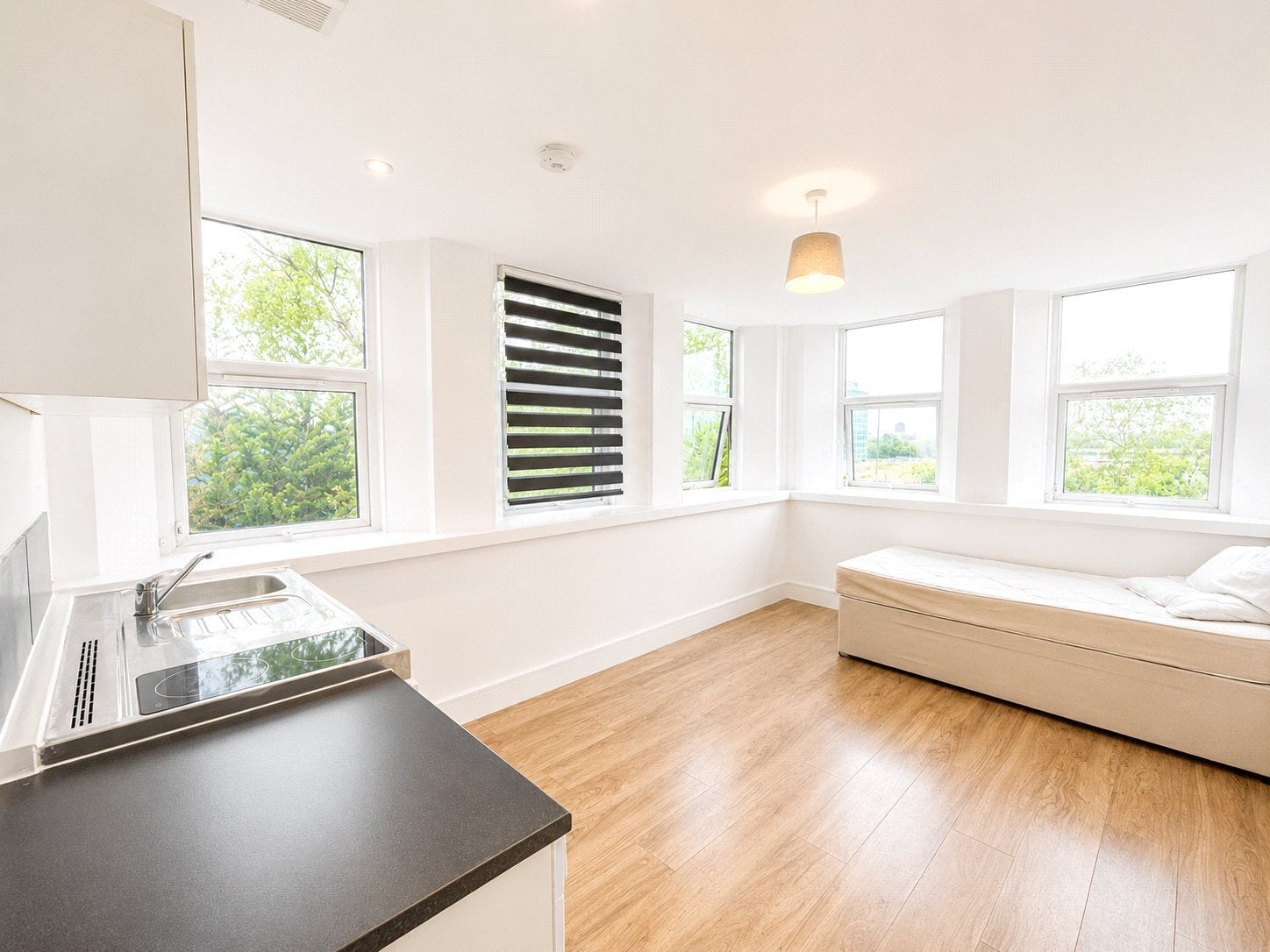 Flat Elizabeth Way in Harlow