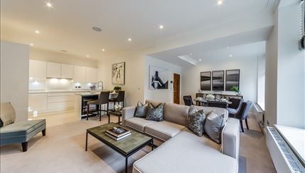 Flat Rainville Road in Greater London