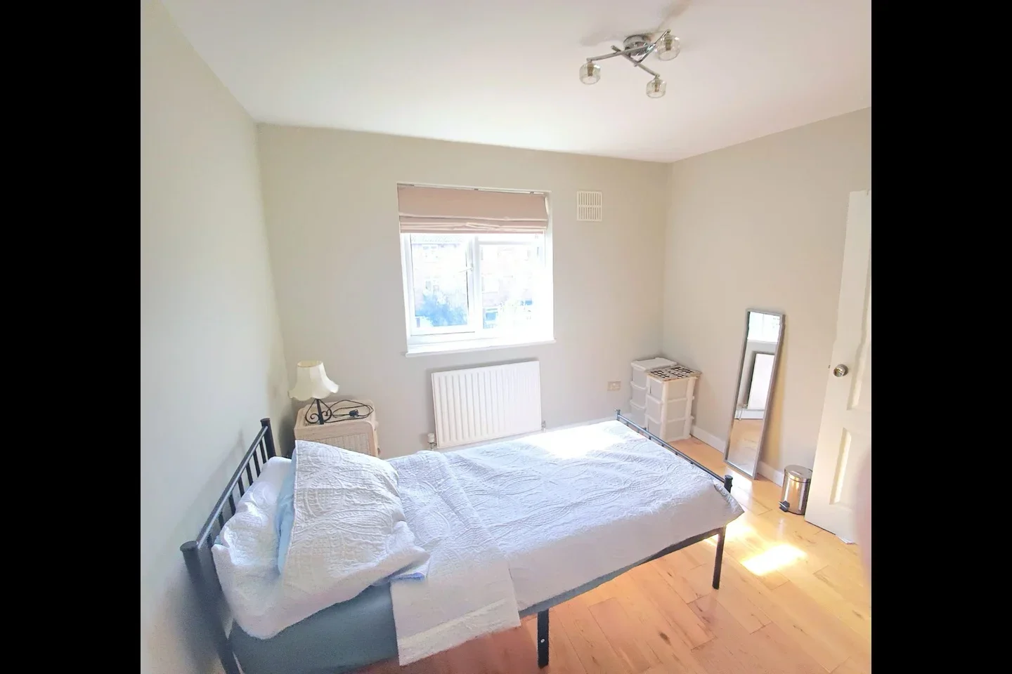 Room Dorset Gardens in Greater London