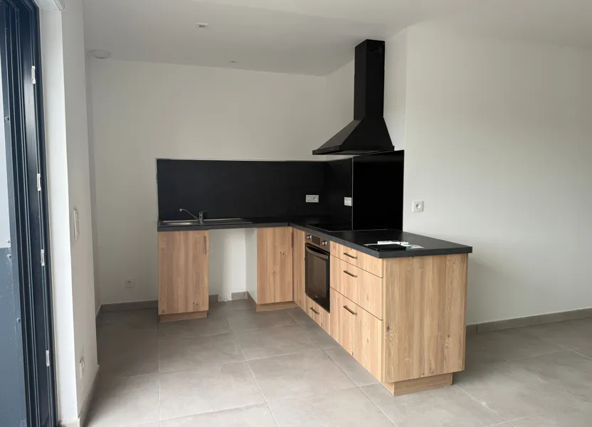 Flat Rue Gustave Eiffel in Sainte-Marie-la-Mer