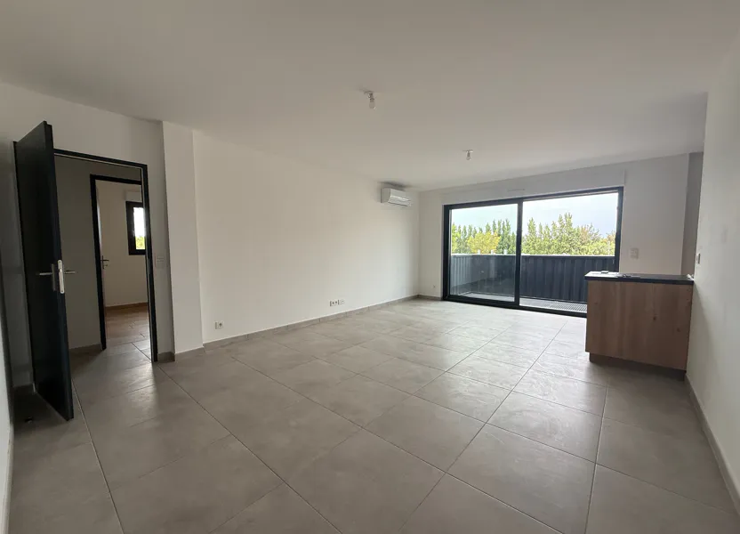 Flat Rue Gustave Eiffel in Sainte-Marie-la-Mer