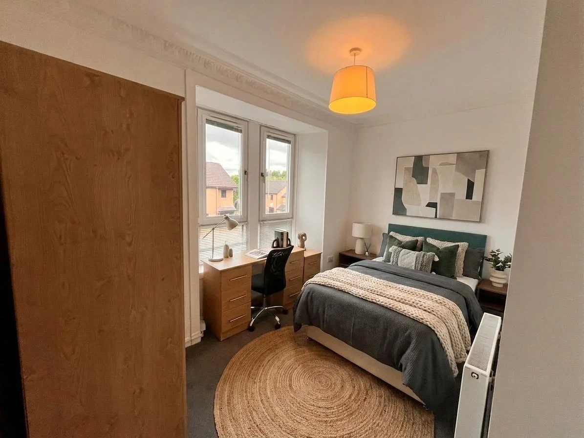 Flat Pitfour Street in Dundee