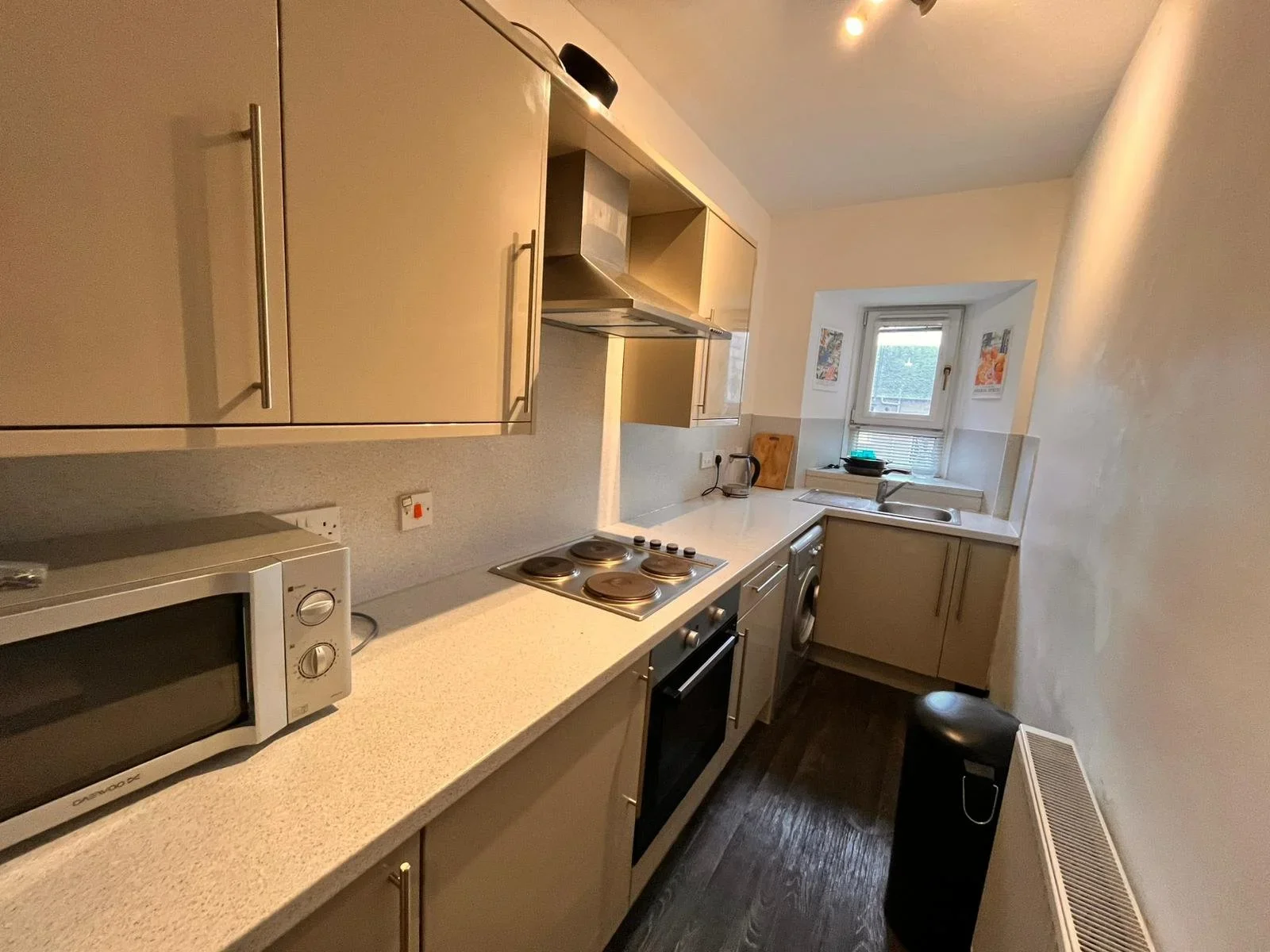 Flat Pitfour Street in Dundee