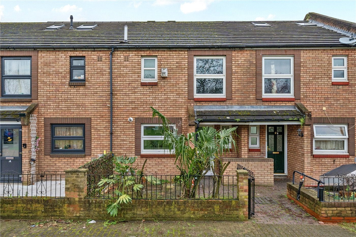 House Rectory Square in Greater London