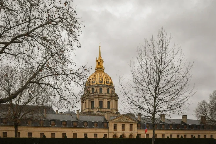 Flat Rue Chevert in Paris