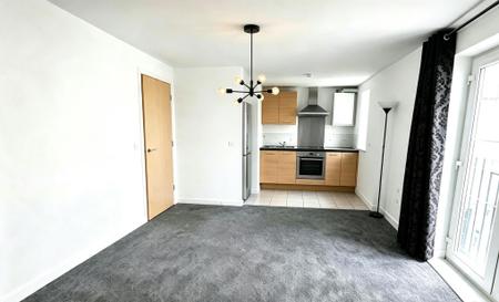 Flat Dairy Way in Kibworth Beauchamp