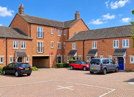 Flat Dairy Way in Kibworth Beauchamp