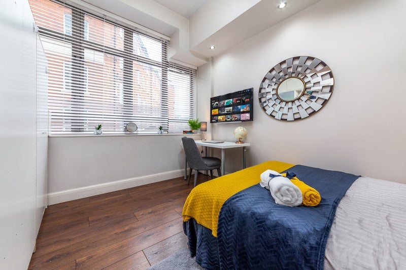 Room Alexia Square in Greater London