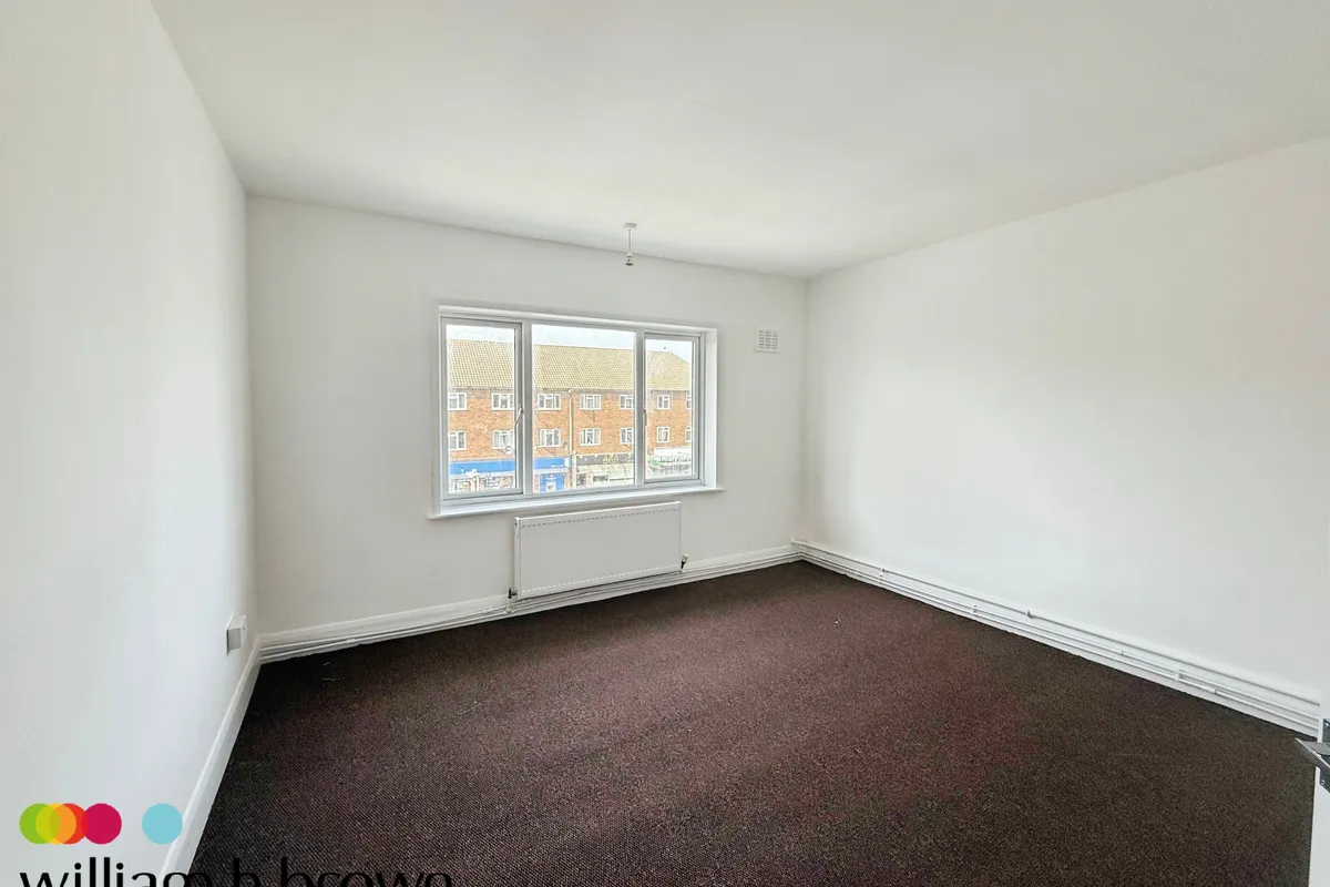 Flat Crammavill Street in Grays