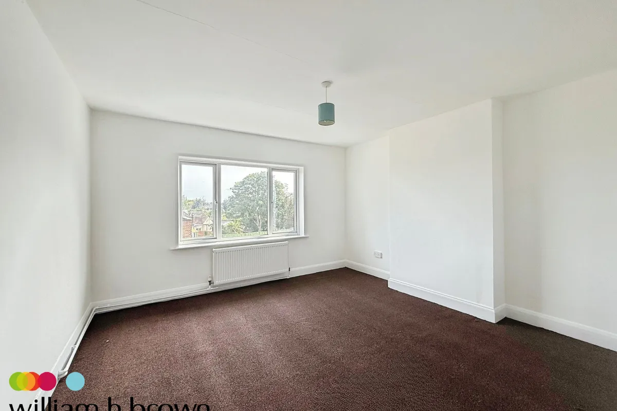Flat Crammavill Street in Grays