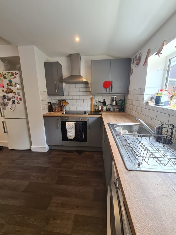 Room Palmerston Avenue in Manchester