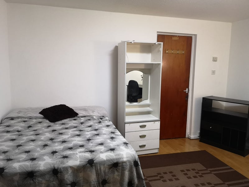 House Devenay Road in Greater London