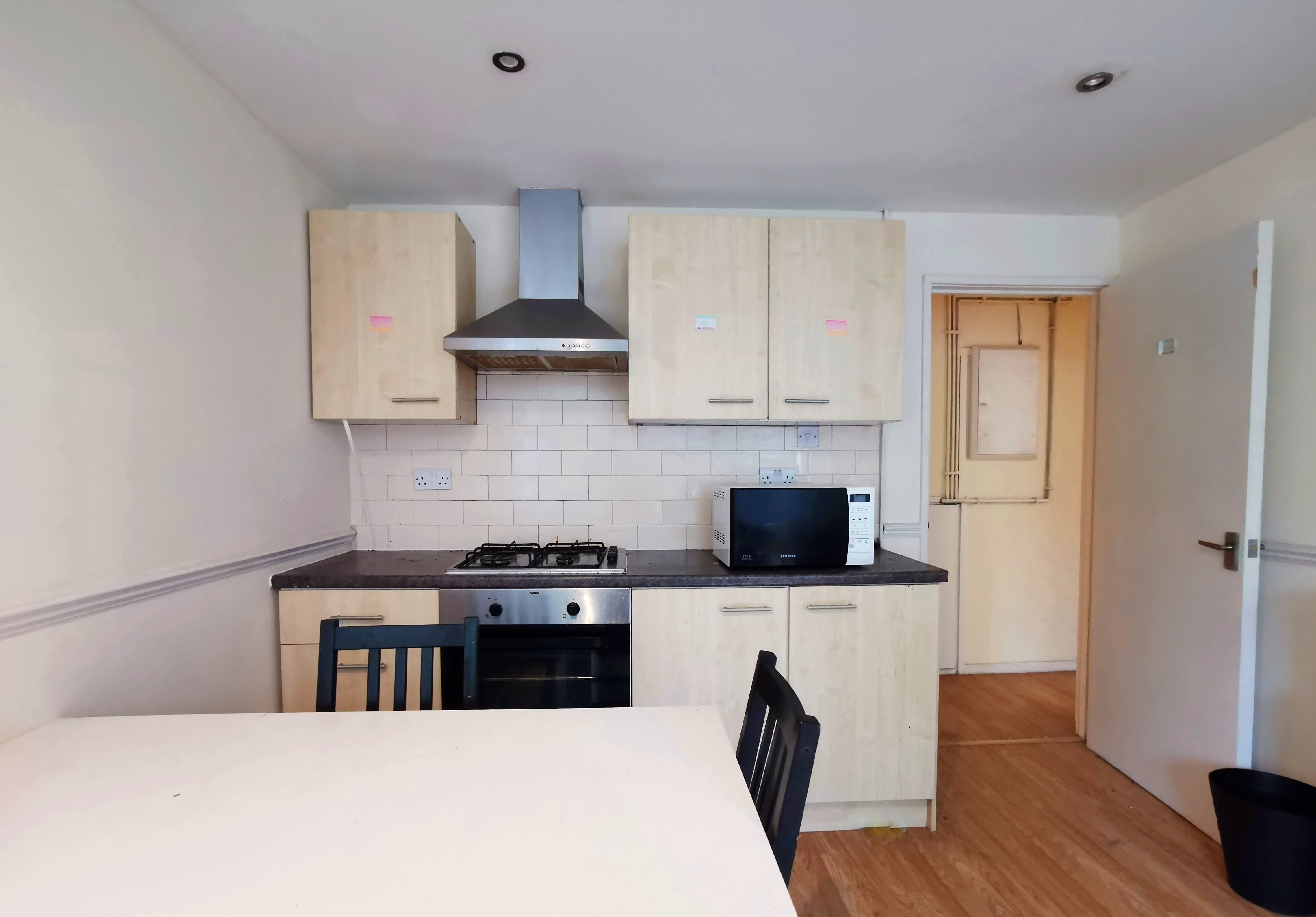 Flat Gerridge Street in Greater London