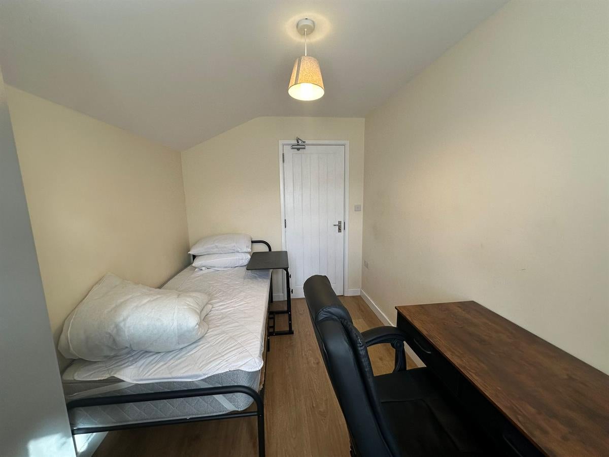Room Bartholomew Road in Oxford
