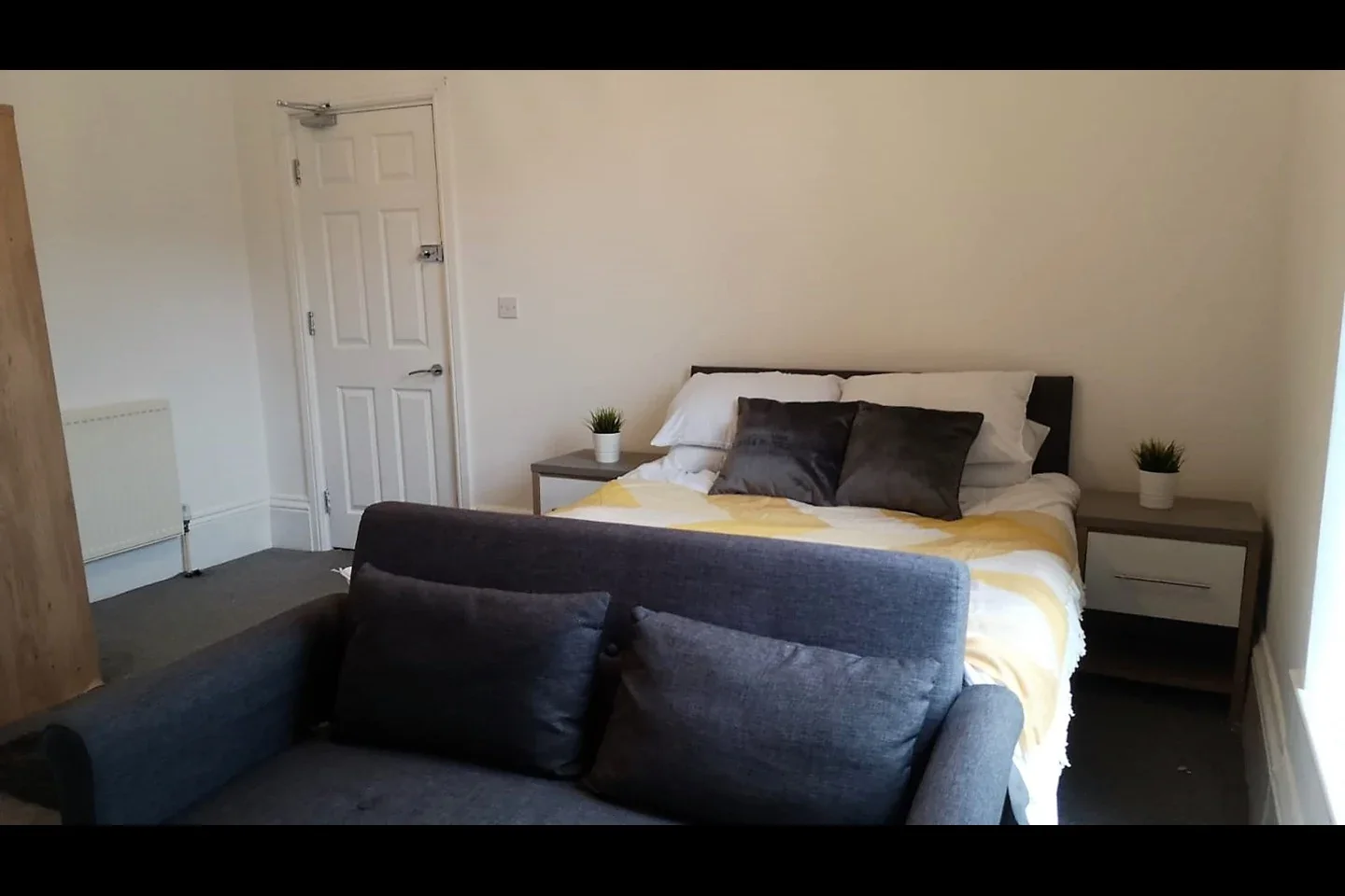Room Grey Street in Hull