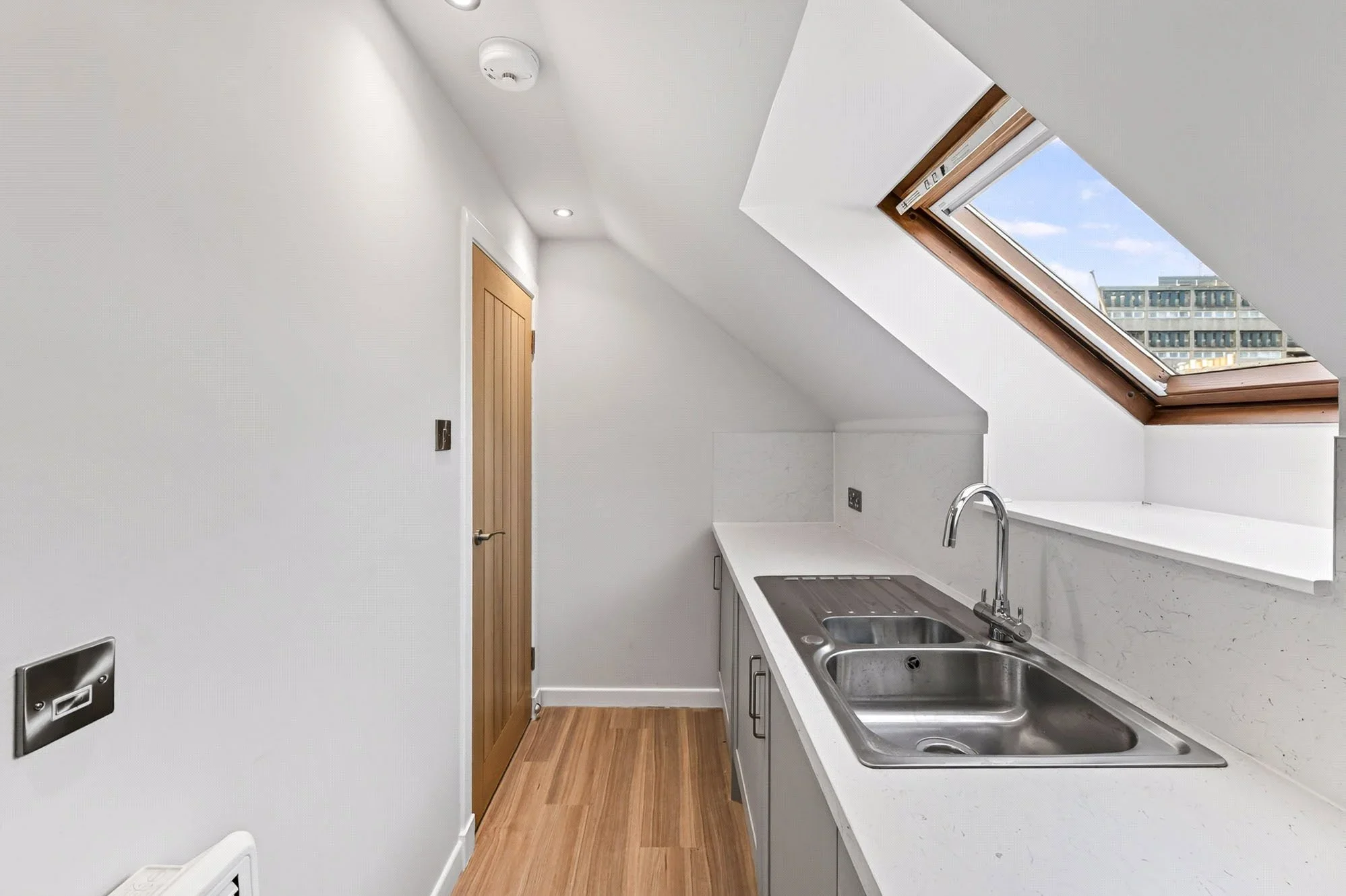 Flat Maritime Street in City of Edinburgh