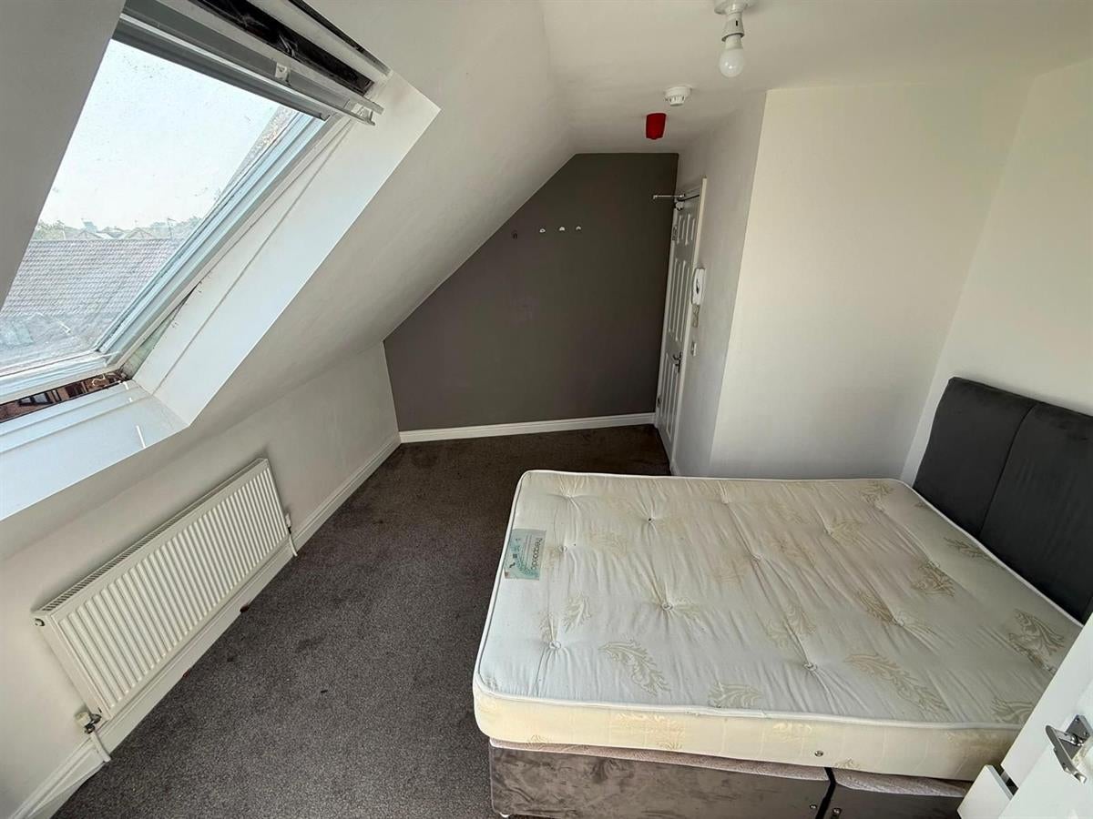 Room Park Road in Hull