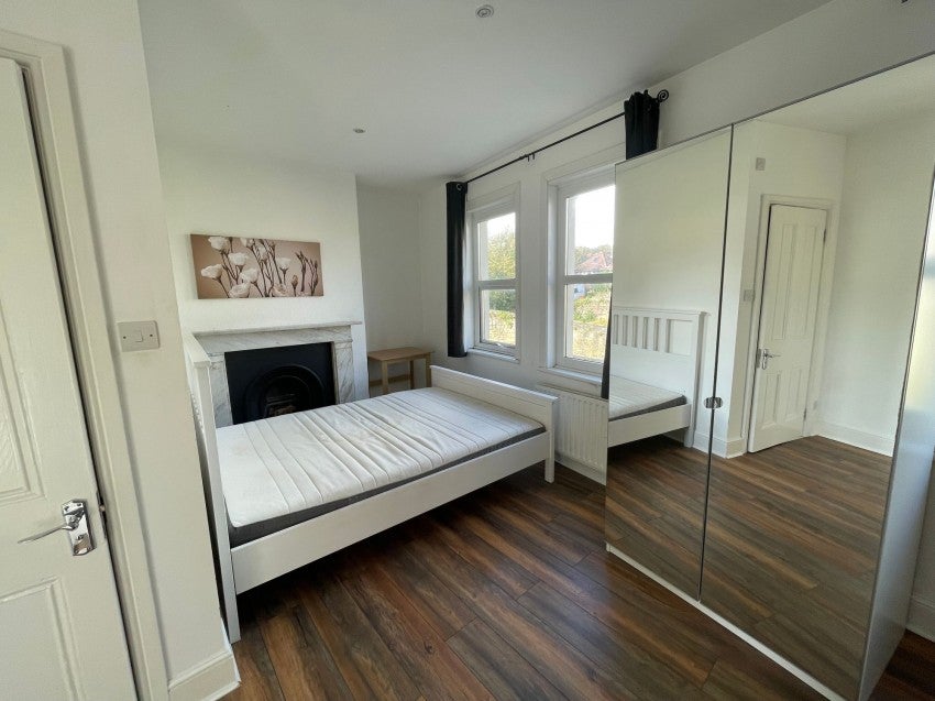 Room Braybrooke Road in St Leonards