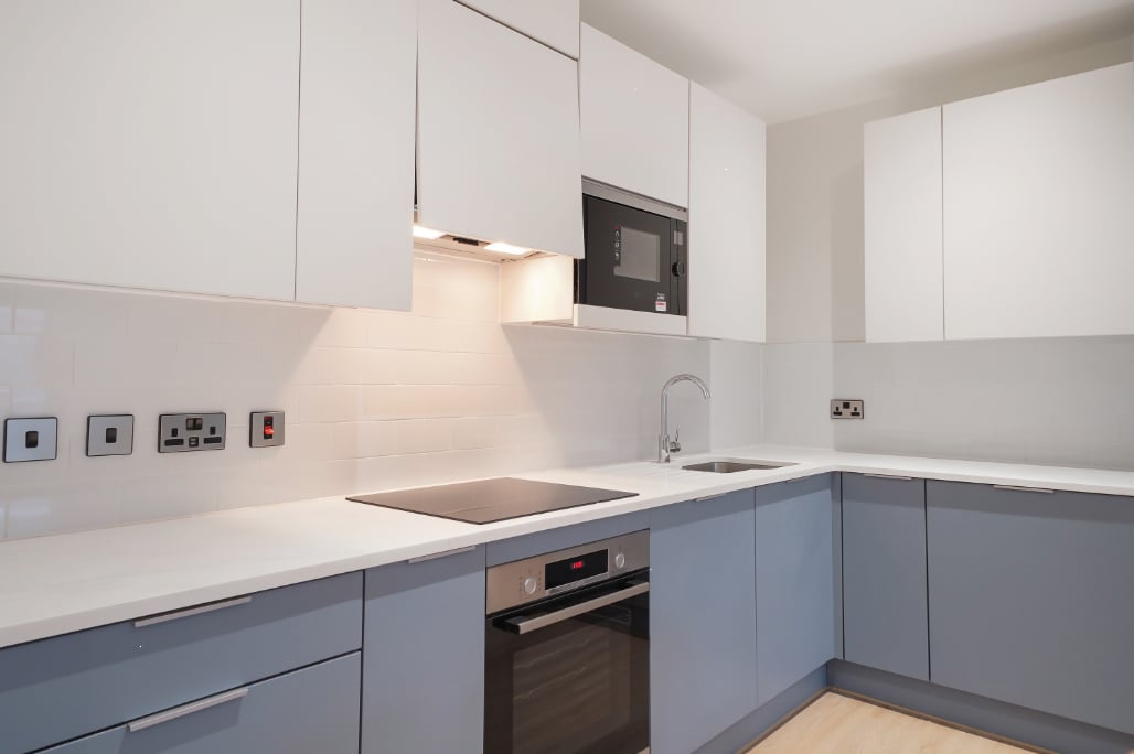 Flat Randalls Way in Mole Valley
