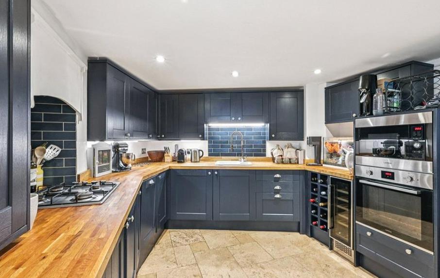 Flat Allsop Place in City of Westminster