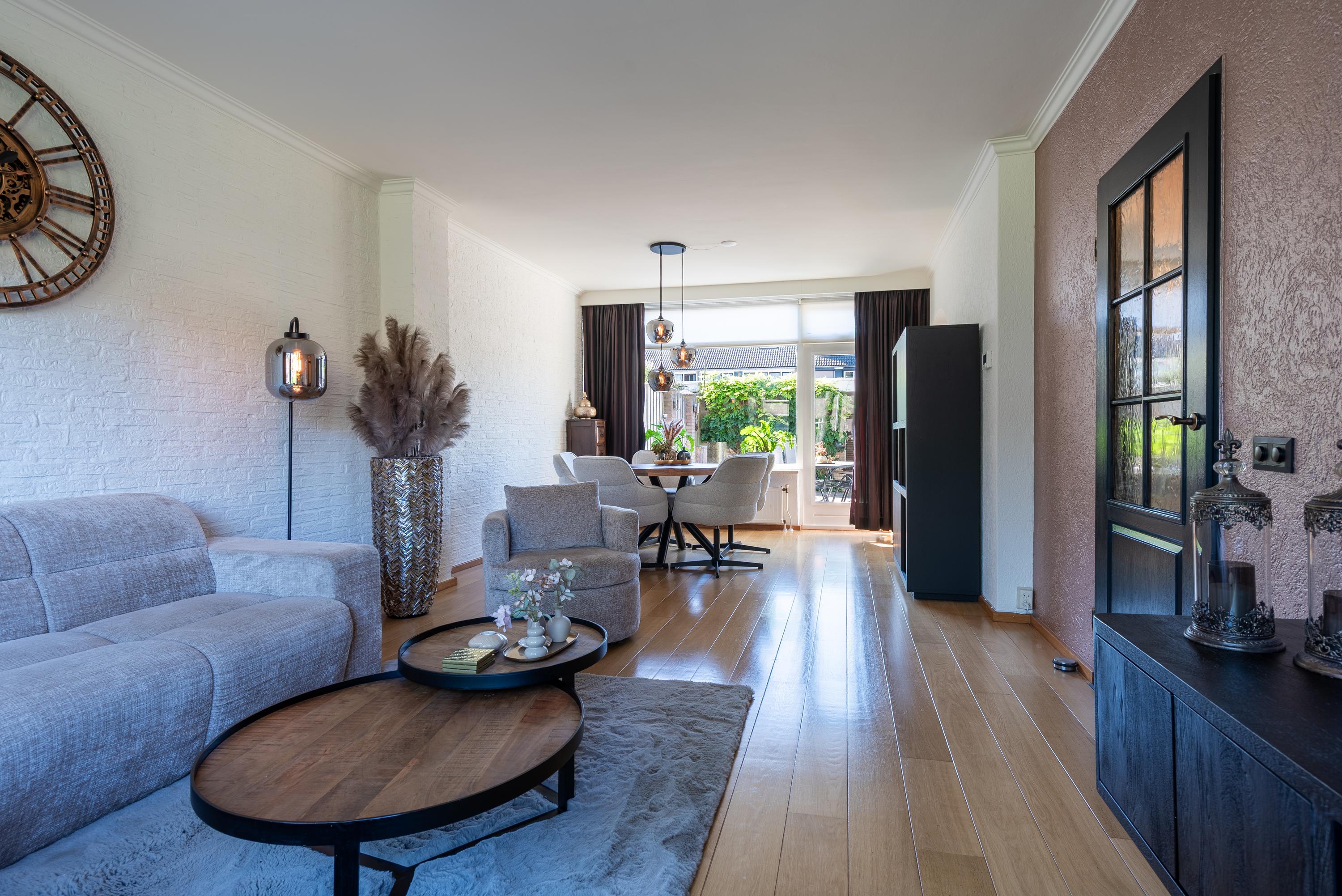 Tussenwoning te koop: Basstraat 40, Helmond