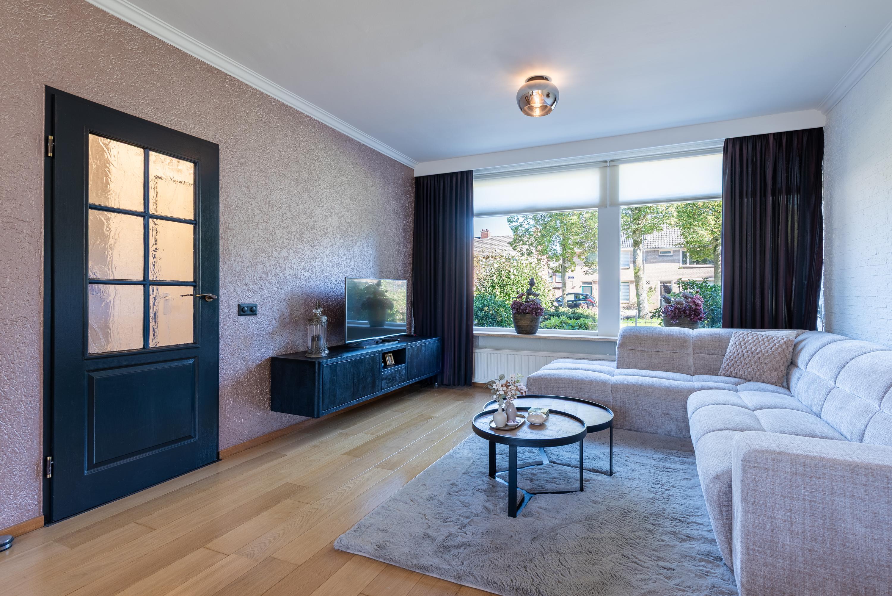 Tussenwoning te koop: Basstraat 40, Helmond