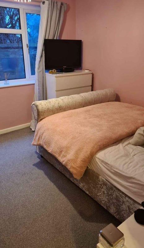 Room Rednall Drive in Birmingham
