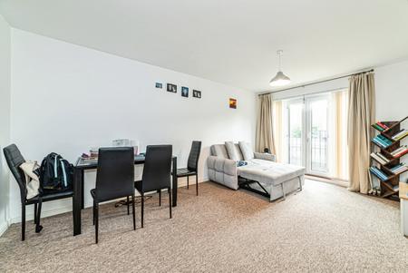 Flat Edgecombe Road in Oxford