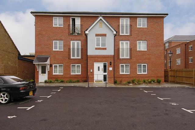 Flat Edgecombe Road in Oxford