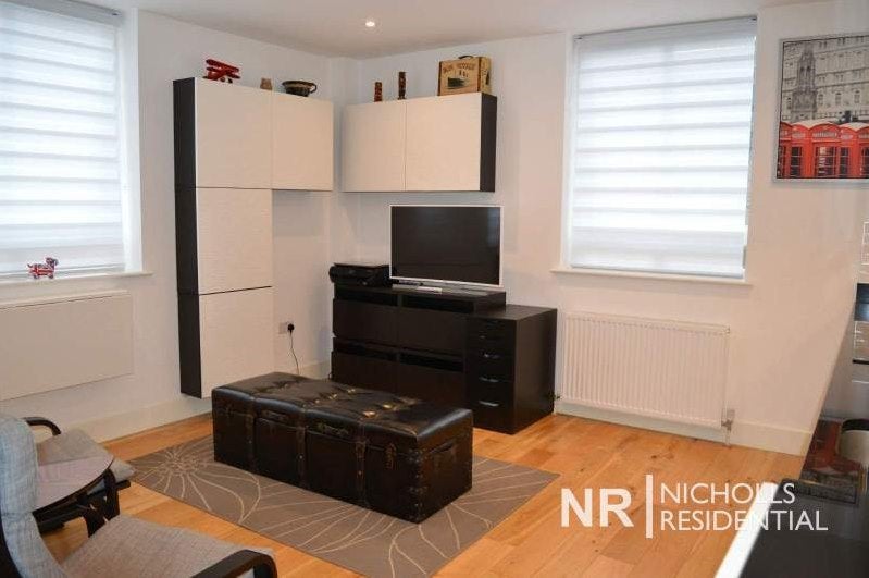 Flat Ashley Avenue in Epsom and Ewell