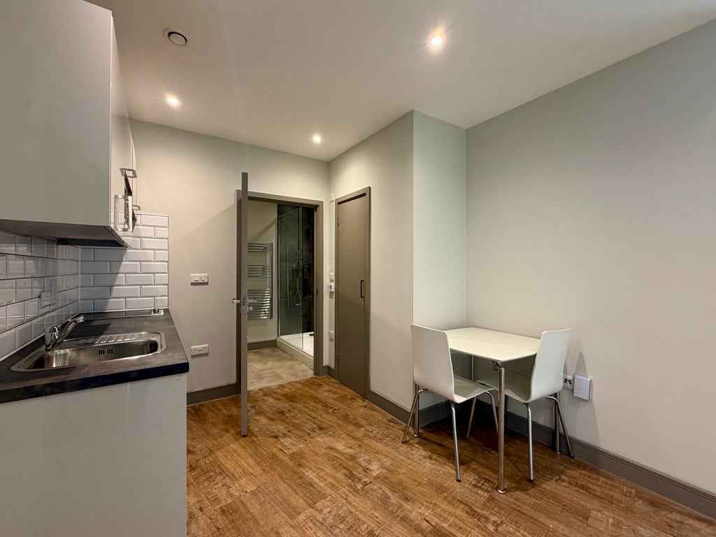 Flat Week Street in Maidstone