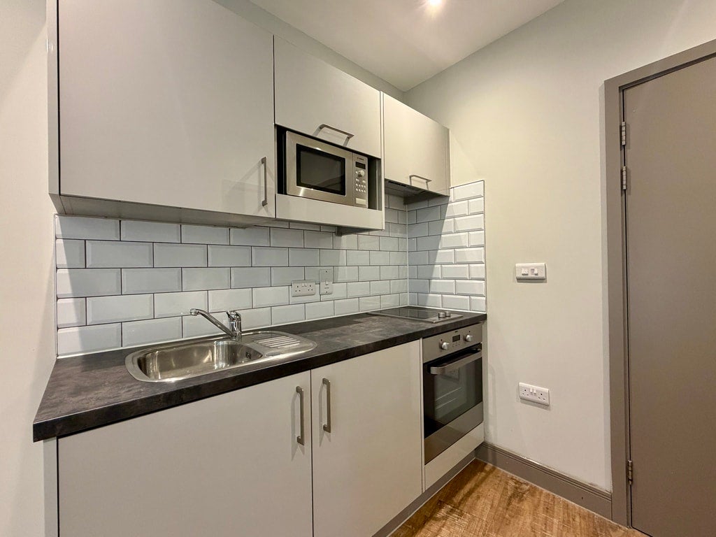 Flat Week Street in Maidstone