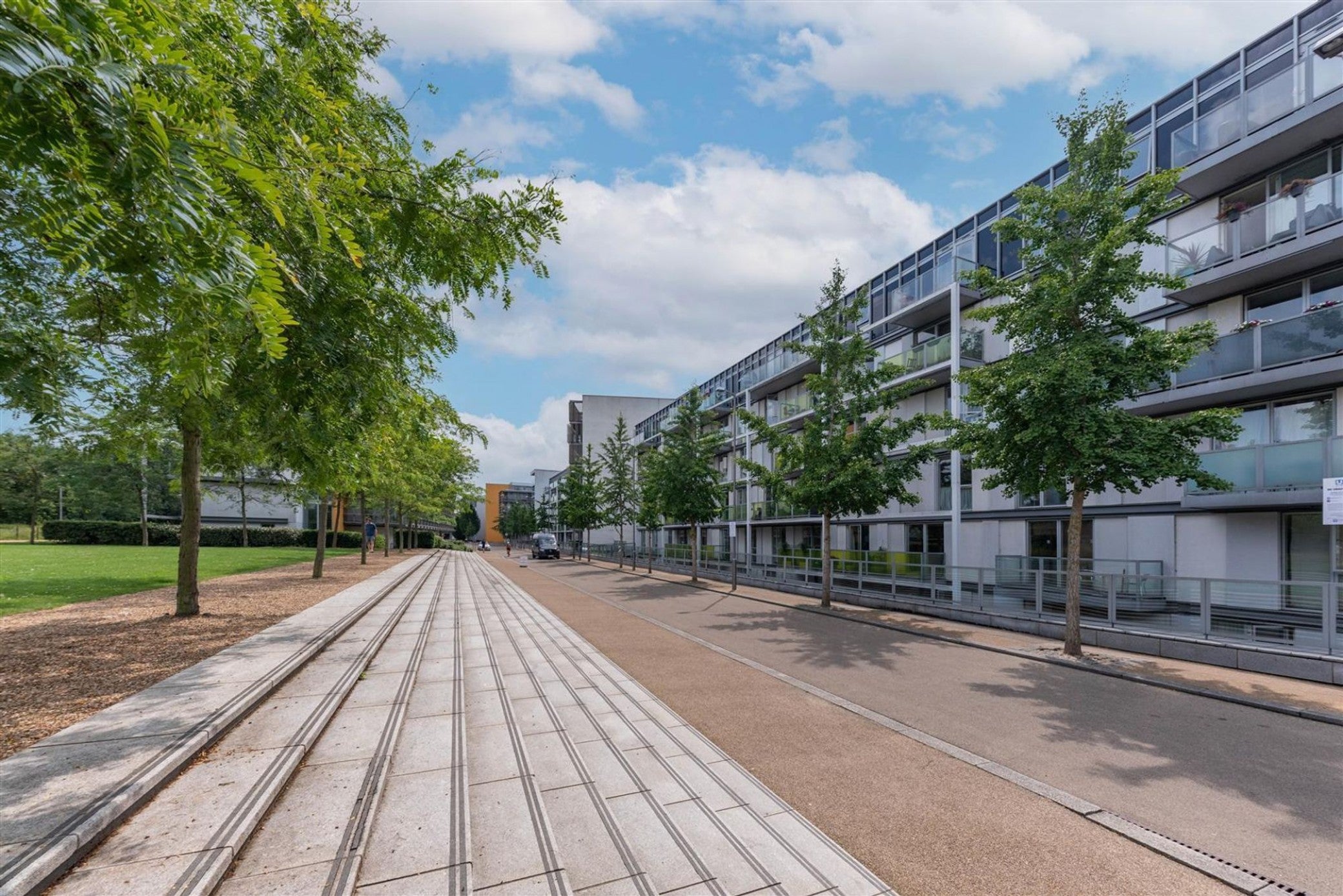 Flat Chadwell Lane in Greater London