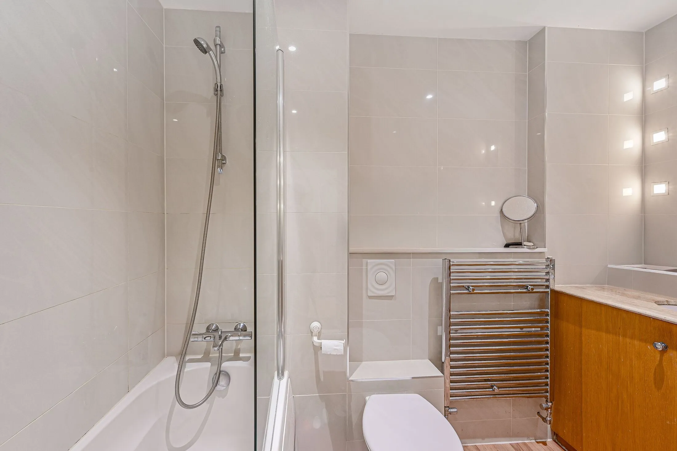 Flat Draycott Place in Greater London