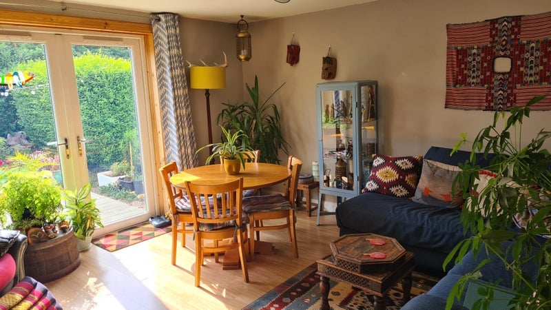 Room Gilmerton Dykes Drive in City of Edinburgh