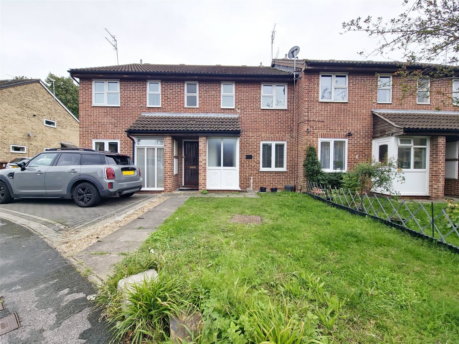 Flat Pagette Way in Grays