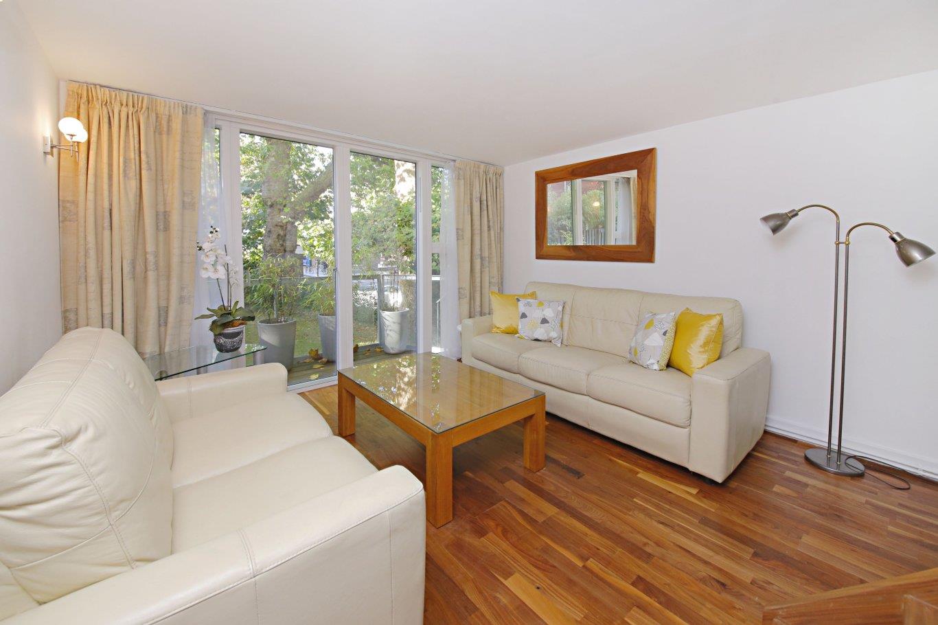 House Mulberry Close in Greater London