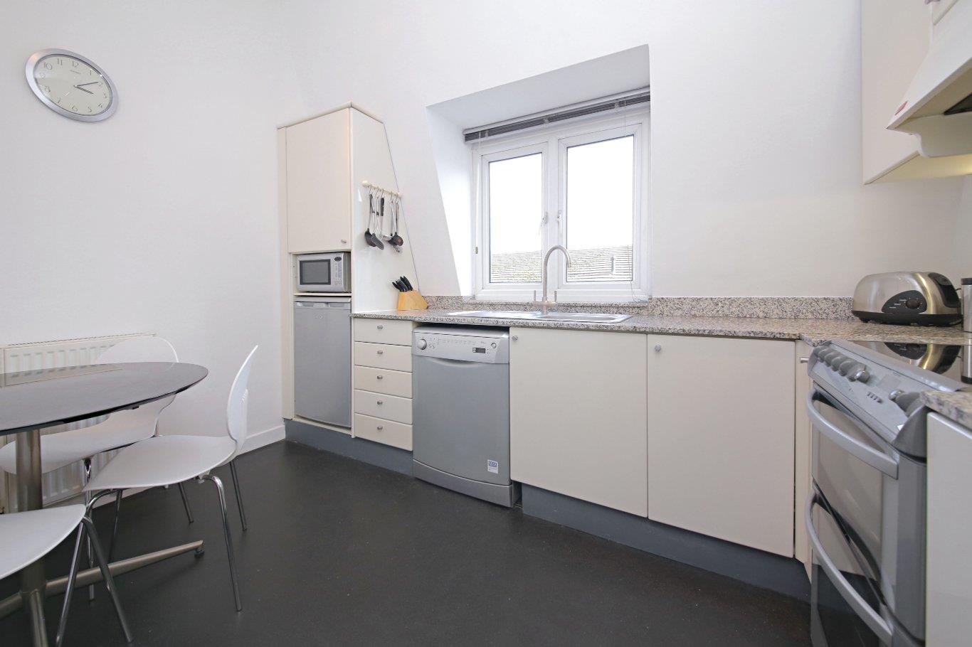 House Mulberry Close in Greater London