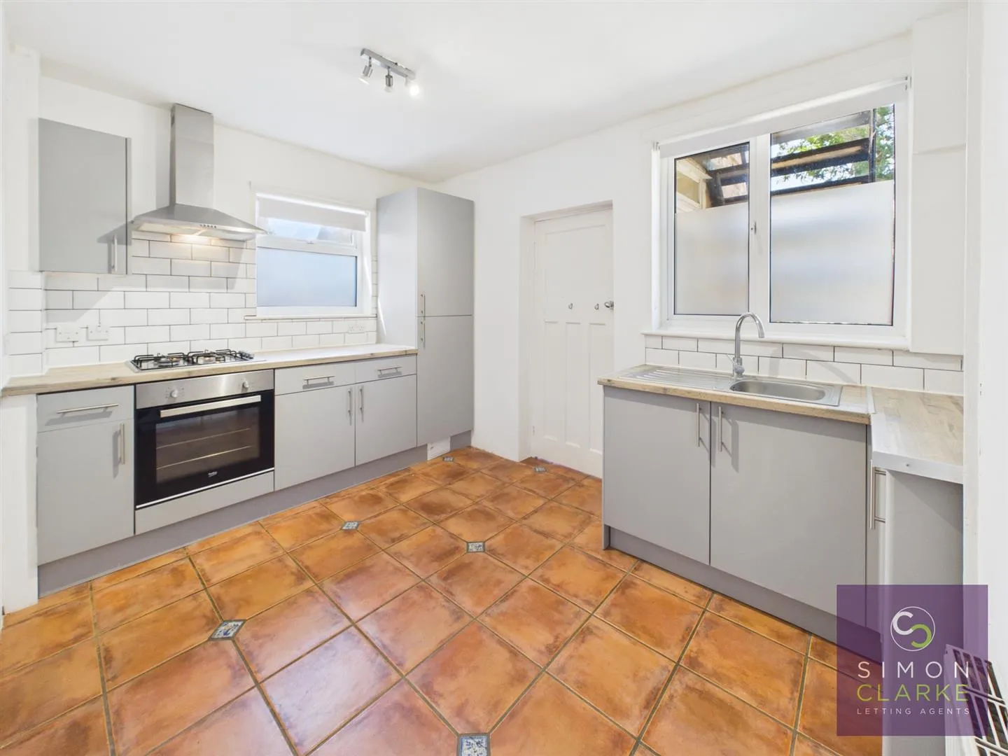 Flat Balfour Grove in Greater London