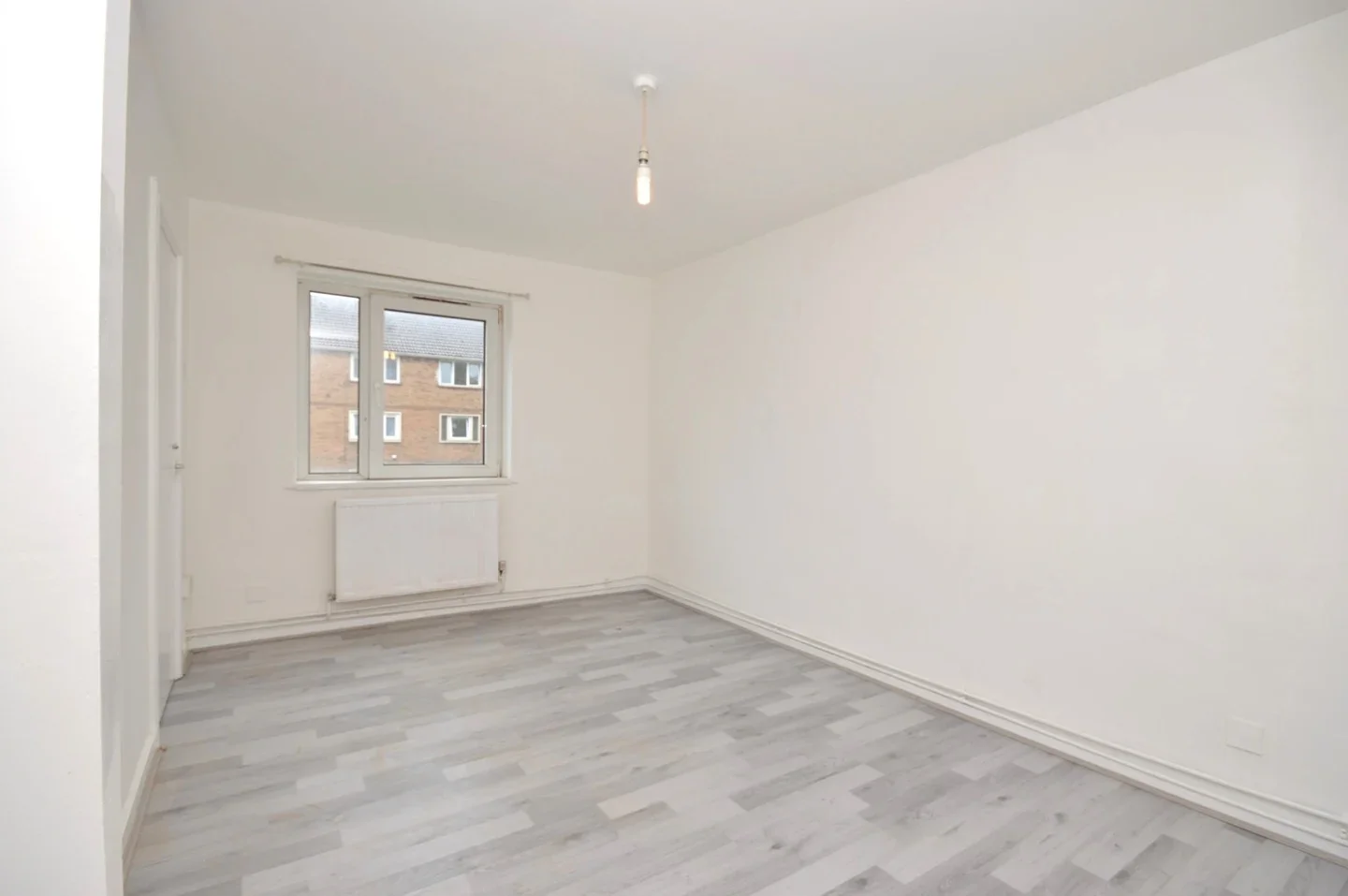 Flat Mountfield Road in Greater London