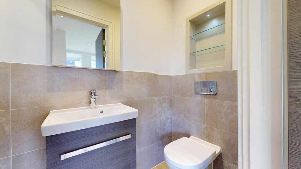 Flat Humphry Repton Lane in Greater London