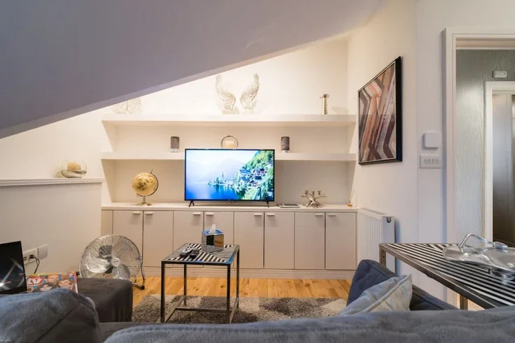 Flat Oakfield Street in Cardiff