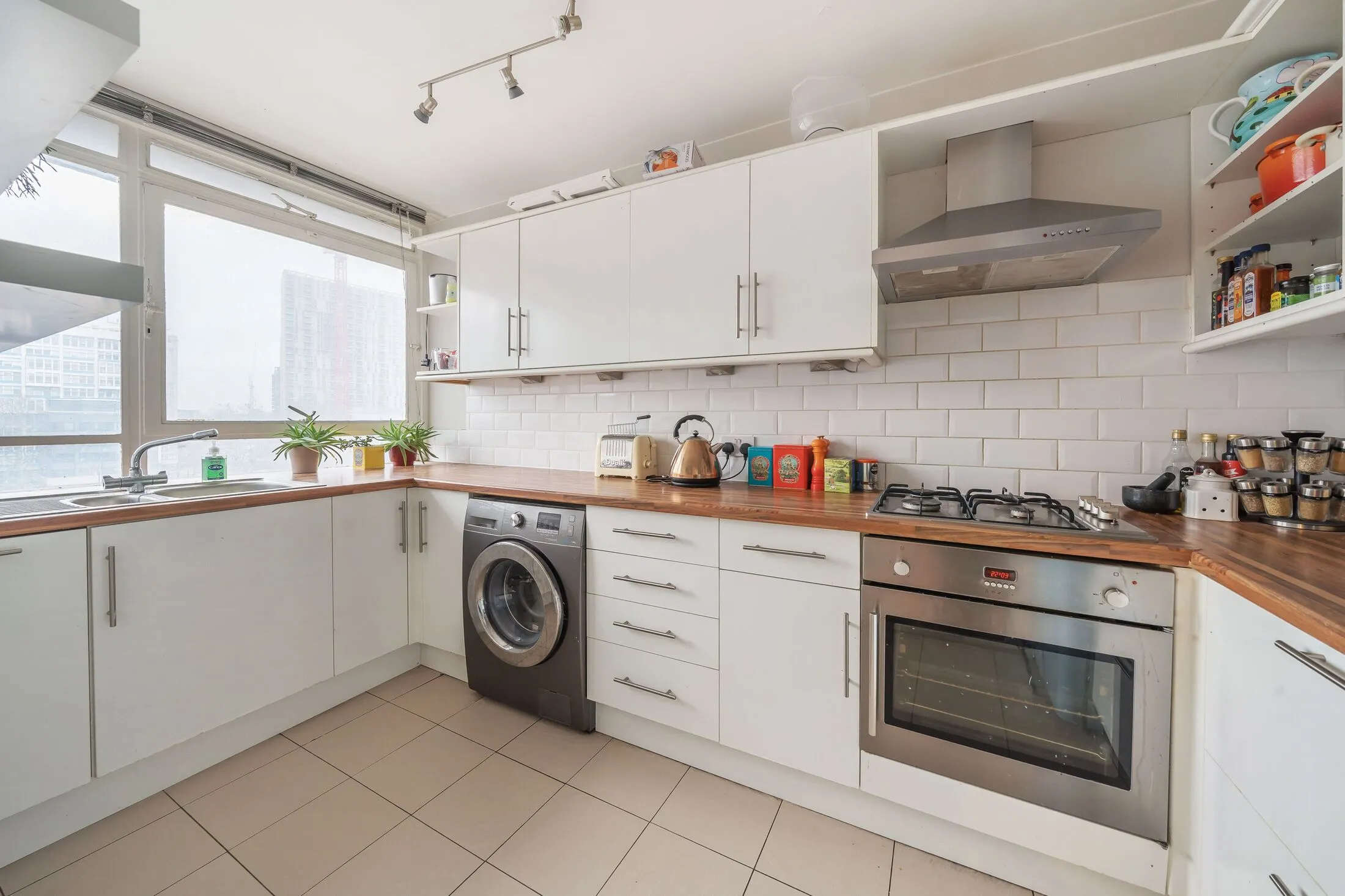 Flat Princess Street in Greater London